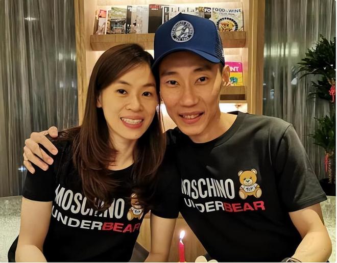 年抗癌终治愈喉咙疼到吃饭得喷麻药j9平台“大马一哥”李宗伟：2(图17)